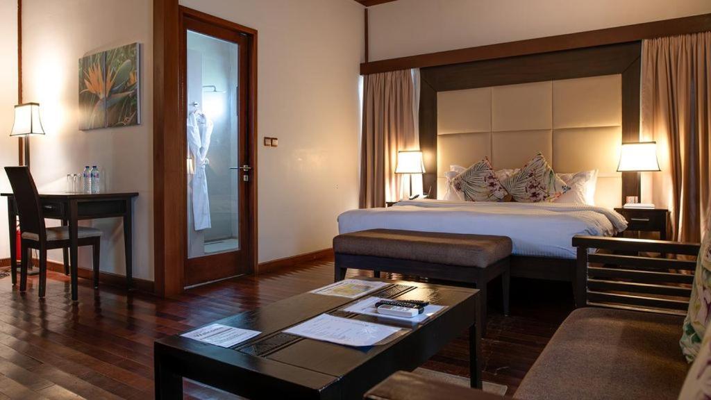 Lakowe Lakes Hotel, Golf And Country Estate By Newmark Lagos Eksteriør billede