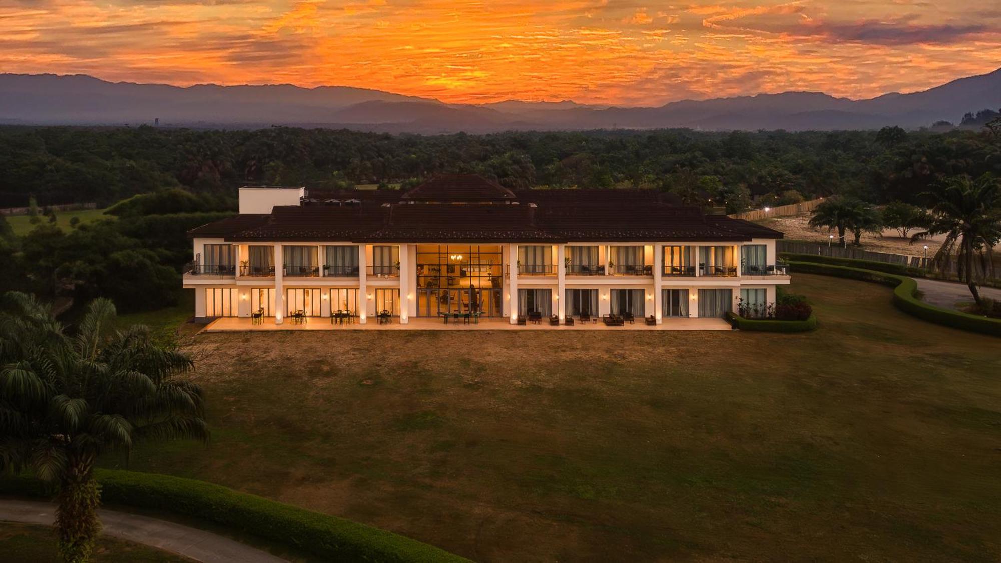 Lakowe Lakes Hotel, Golf And Country Estate By Newmark Lagos Eksteriør billede