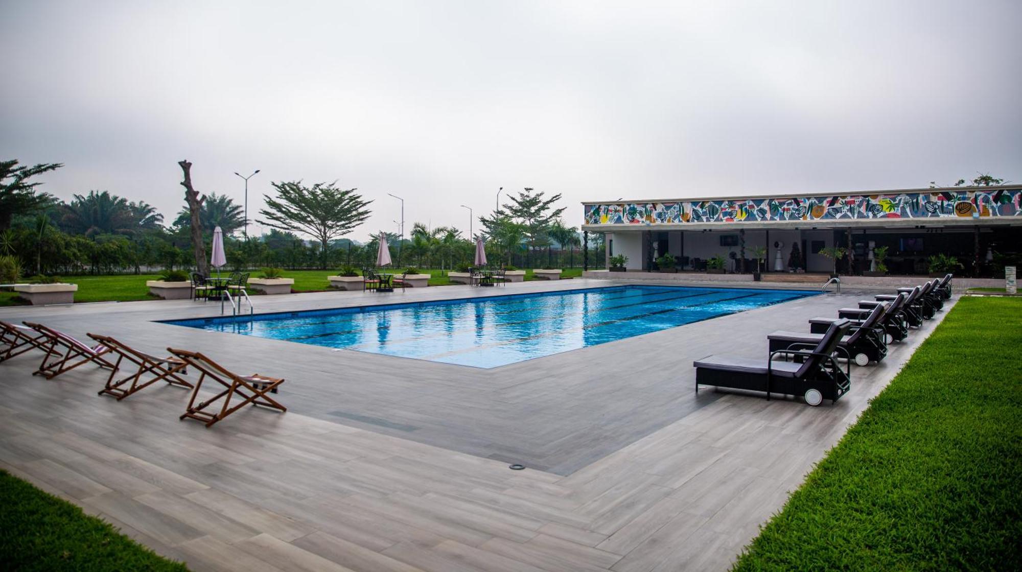 Lakowe Lakes Hotel, Golf And Country Estate By Newmark Lagos Eksteriør billede